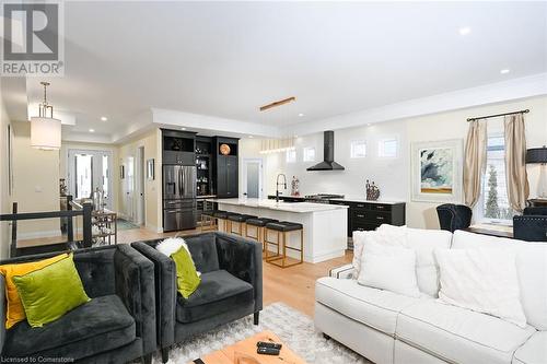 50 Bluenose Drive, Port Dover, ON - Indoor Photo Showing Living Room