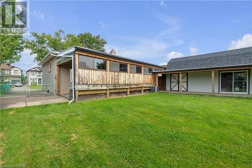 42 Deerhurst Road, Stoney Creek, ON - Outdoor With Deck Patio Veranda