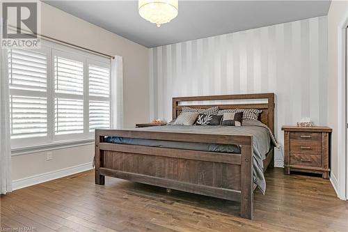 22 Creekside Drive, Niagara-On-The-Lake, ON - Indoor Photo Showing Bedroom