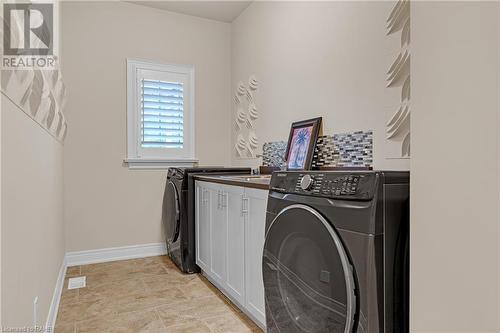 22 Creekside Drive, Niagara-On-The-Lake, ON - Indoor Photo Showing Laundry Room