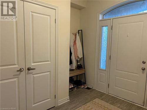 Foyer with double closet - 37 Homestead Way Unit# Upper, Thorold, ON - Indoor Photo Showing Other Room