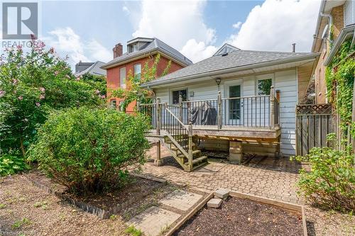 Rear yard/deck - 46 Rosslyn Avenue N, Hamilton, ON - Outdoor With Deck Patio Veranda