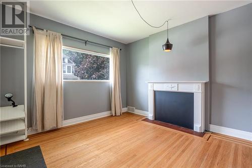 Living Room - 46 Rosslyn Avenue N, Hamilton, ON - Indoor Photo Showing Other Room