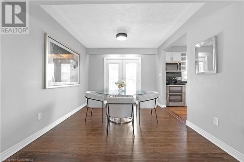 4 Cambria Court, Hamilton, ON - Indoor Photo Showing Dining Room