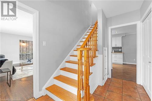 4 Cambria Court, Hamilton, ON - Indoor Photo Showing Other Room