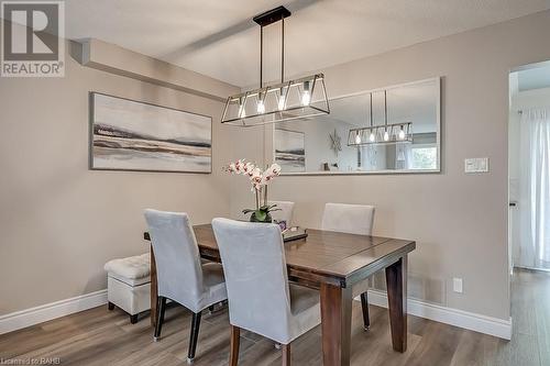 2450 Malcolm Crescent, Burlington, ON - Indoor Photo Showing Dining Room