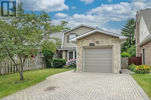 2450 Malcolm Crescent, Burlington, ON - Outdoor