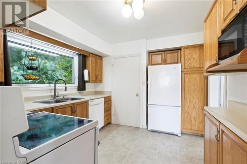 225 Helena Avenue, Winona, ON - Indoor Photo Showing Kitchen With Double Sink