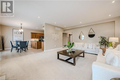 37 Moonbeam Drive, Hamilton, ON - Indoor Photo Showing Living Room