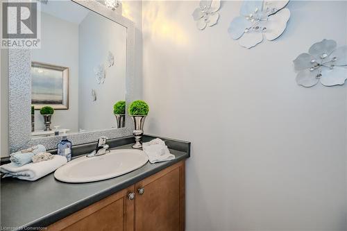 37 Moonbeam Drive, Hamilton, ON - Indoor Photo Showing Bathroom