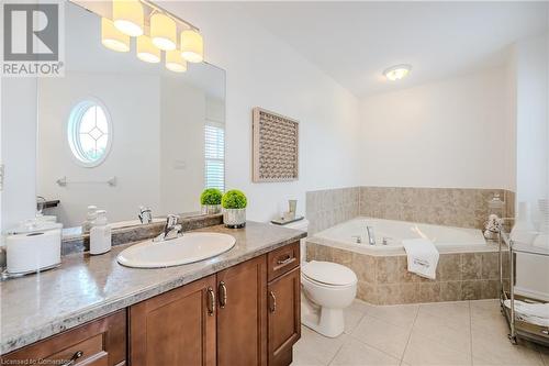 37 Moonbeam Drive, Hamilton, ON - Indoor Photo Showing Bathroom