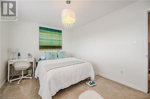 37 Moonbeam Drive, Hamilton, ON - Indoor Photo Showing Bedroom