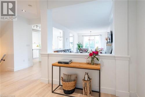 2935 Berwick Drive, Burlington, ON - Indoor Photo Showing Other Room