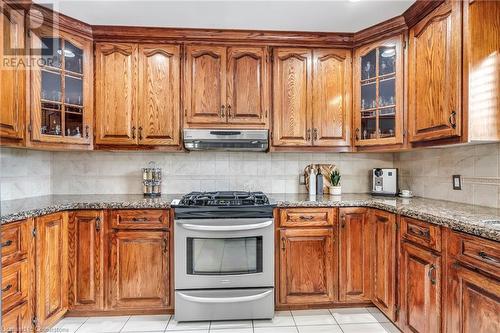 7689 Mount Carmel Boulevard, Niagara Falls, ON - Indoor Photo Showing Kitchen