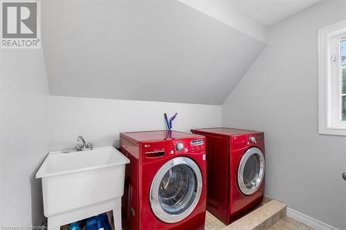 7 Atessa Drive Unit# 11, Hamilton, ON - Indoor Photo Showing Laundry Room