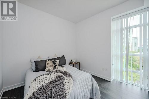 81 Robinson Street Unit# 804, Hamilton, ON - Indoor Photo Showing Bedroom