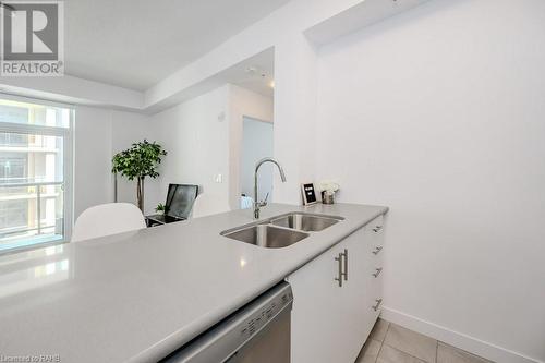 81 Robinson Street Unit# 804, Hamilton, ON - Indoor Photo Showing Kitchen With Double Sink