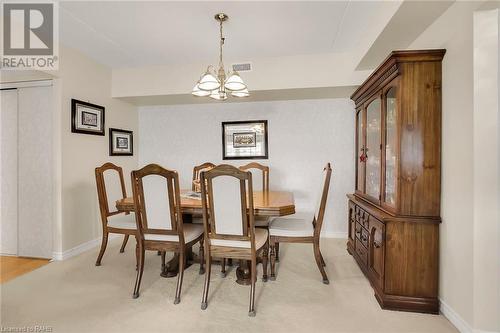 600 Silverbirch Boulevard Unit# 203, Mount Hope, ON - Indoor Photo Showing Dining Room