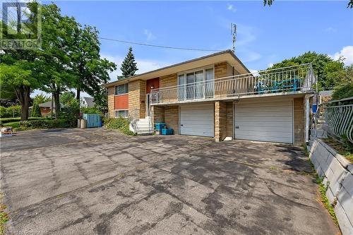 33 South Bend Road E, Hamilton, ON - Outdoor With Deck Patio Veranda