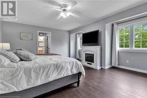 5 Shannon Street, York, ON - Indoor Photo Showing Bedroom