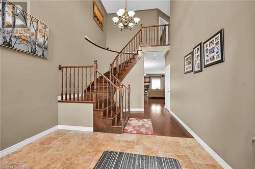 61 Provident Way, Hamilton, ON - Indoor Photo Showing Other Room