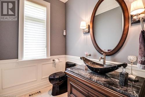 3122 Cedar Springs Road, Burlington, ON - Indoor Photo Showing Bathroom