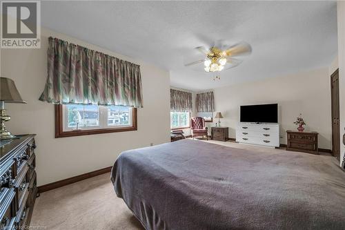 3 Shoreline Crescent, Grimsby, ON - Indoor Photo Showing Bedroom