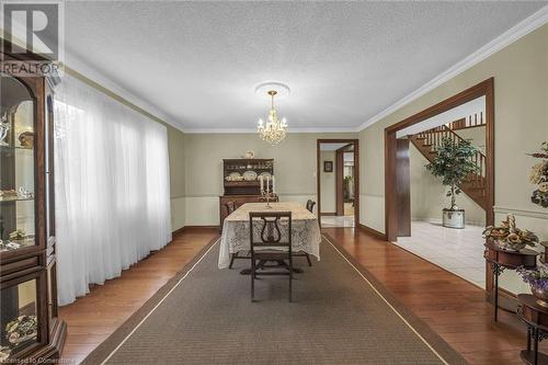 3 Shoreline Crescent, Grimsby, ON - Indoor Photo Showing Dining Room