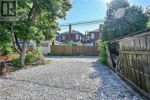 68 Kinrade Avenue, Hamilton, ON - Outdoor