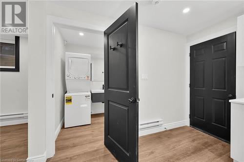 68 Kinrade Avenue, Hamilton, ON - Indoor Photo Showing Other Room