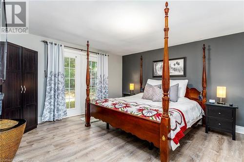 129 Parkview Drive, Ancaster, ON - Indoor Photo Showing Bedroom