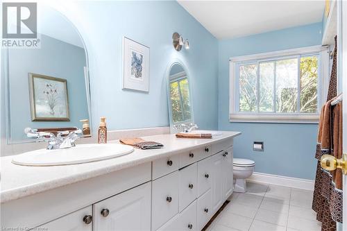 129 Parkview Drive, Ancaster, ON - Indoor Photo Showing Bathroom