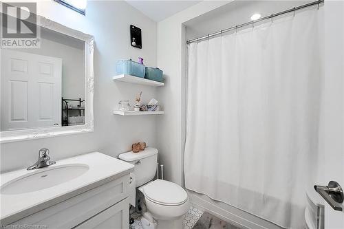 2086 Ghent Avenue Unit# 53, Burlington, ON - Indoor Photo Showing Bathroom