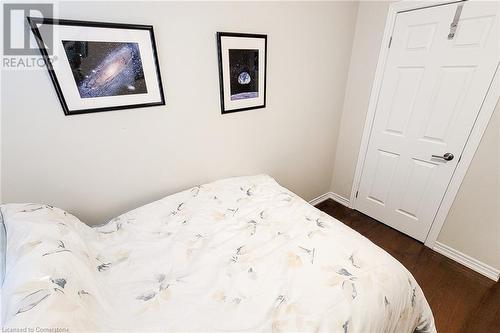 2086 Ghent Avenue Unit# 53, Burlington, ON - Indoor Photo Showing Bedroom