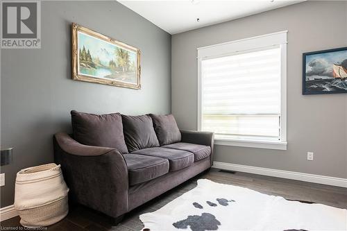 47 Lowell Avenue, St. Catharines, ON - Indoor Photo Showing Other Room