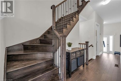 154 Veterans Street, Bradford, ON - Indoor Photo Showing Other Room