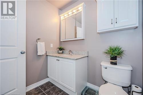 1491 Plains Road W Unit# 11, Burlington, ON - Indoor Photo Showing Bathroom