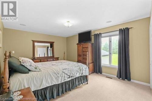 7385 Milburough Line, Milton, ON - Indoor Photo Showing Bedroom