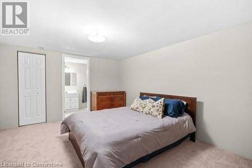 7385 Milburough Line, Milton, ON - Indoor Photo Showing Bedroom