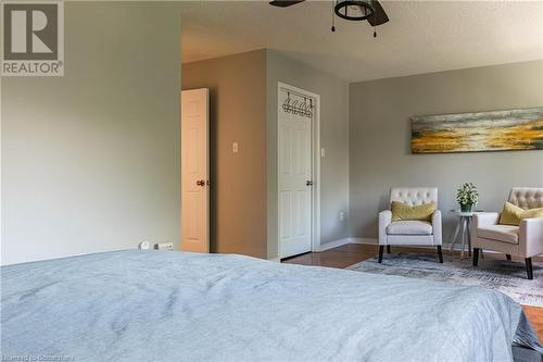 94 Huntingwood Avenue Unit# 3, Hamilton, ON - Indoor Photo Showing Bedroom