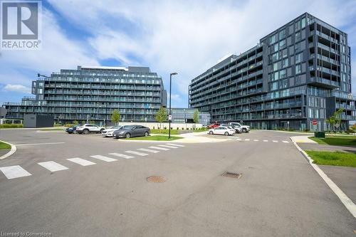 3200 Dakota Common Boulevard Unit# 604, Burlington, ON - Outdoor