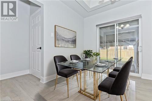 Dining Welcome to this beautifully renovated bungalow nestled in the desirable North St. Catharines neighborhood. This move-in-ready home features a thoughtfully updated main floor with three spacious - 4 Highcourt Crescent Unit# Main Level, St. Catharines, ON 