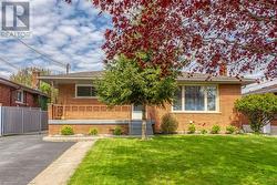 122 Rainbow Drive  Hamilton, ON L8K 4E8