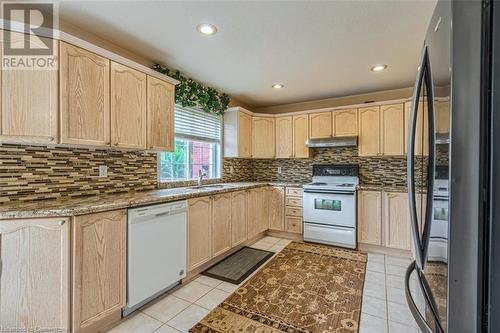 148 Mount Albion Road, Hamilton, ON - Indoor Photo Showing Kitchen