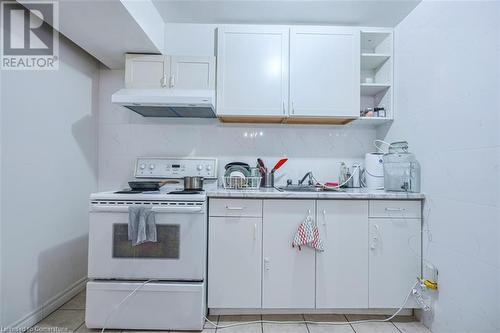 148 Mount Albion Road, Hamilton, ON - Indoor Photo Showing Kitchen