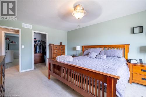 8855 Silverstar Court, Niagara Falls, ON - Indoor Photo Showing Bedroom