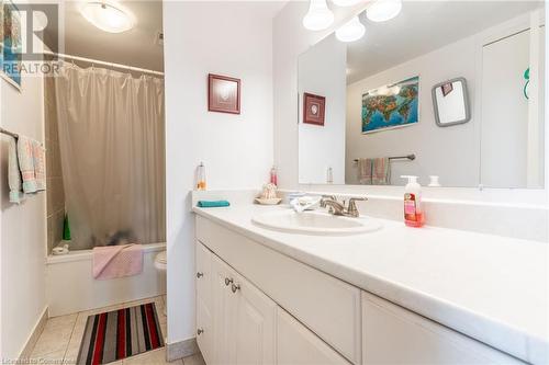 35 Towering Heights Boulevard Unit# 903, St. Catharines, ON - Indoor Photo Showing Bathroom