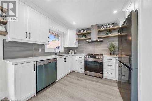 178 Seminole Road, Ancaster, ON - Indoor Photo Showing Kitchen With Upgraded Kitchen