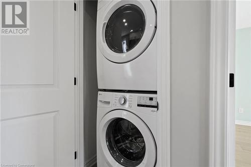 137 St George Street, Welland, ON - Indoor Photo Showing Laundry Room