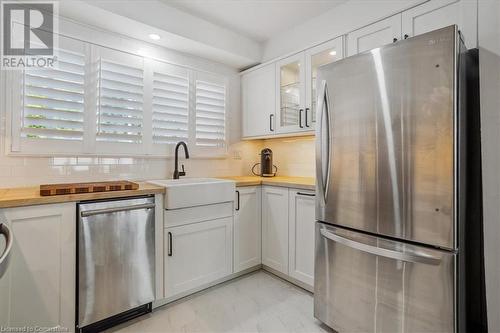 125 Bonaventure Drive Unit# 19, Hamilton, ON - Indoor Photo Showing Kitchen